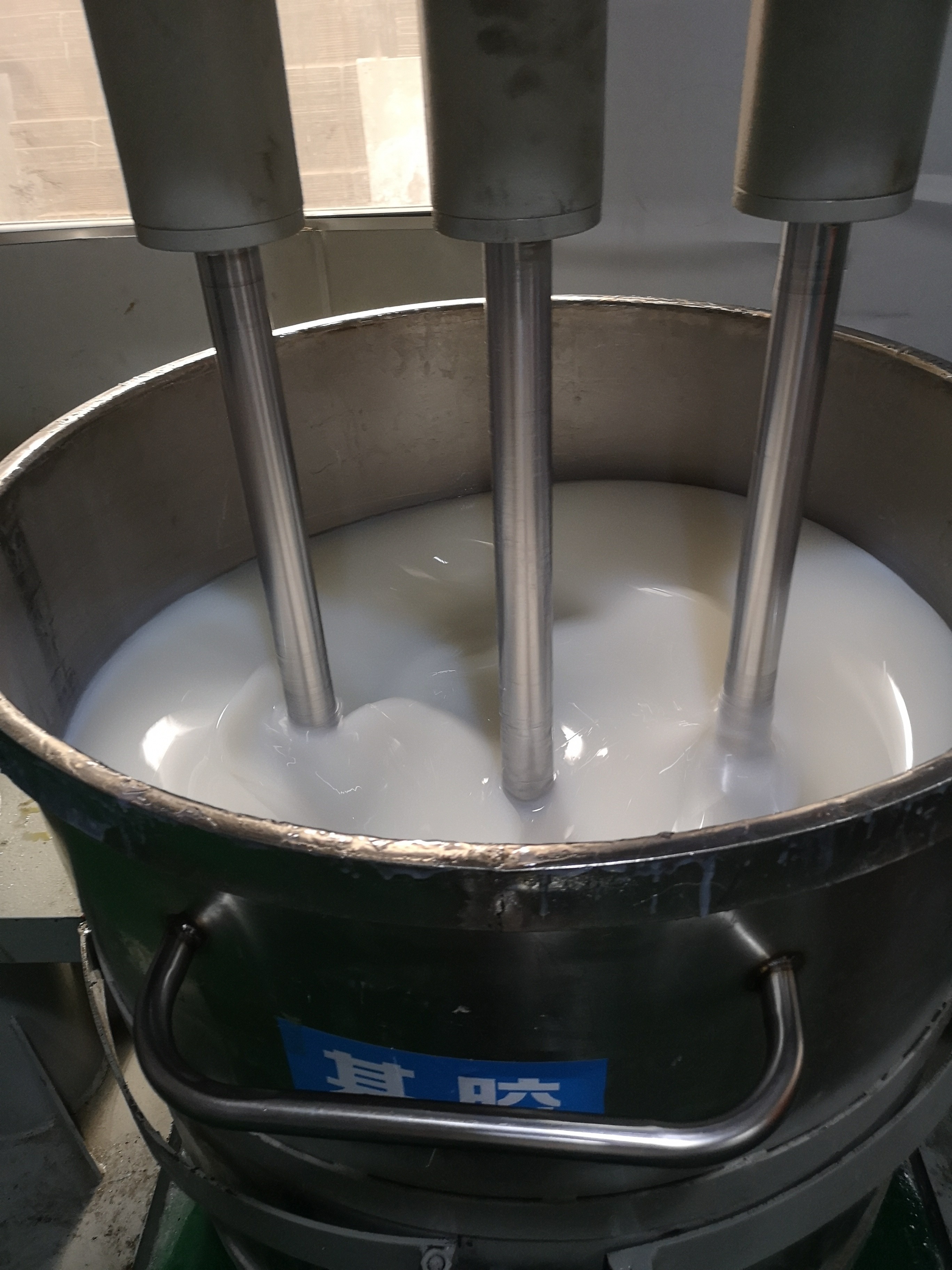 液體硅膠跟固化劑沒有攪拌均勻會(huì)有什么情況 ？