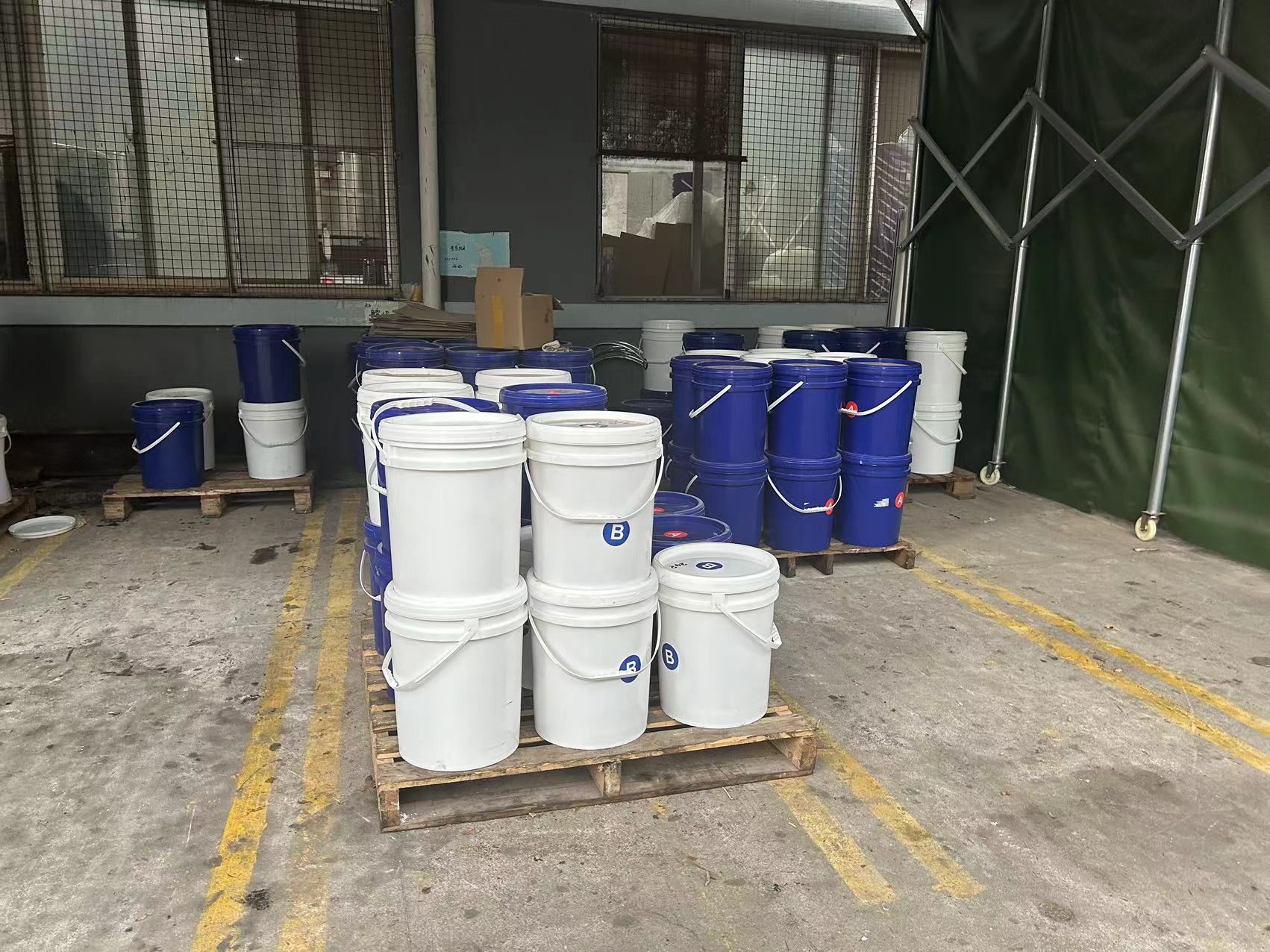 復(fù)合材料專用硅膠選擇有妙招，速來圍觀！